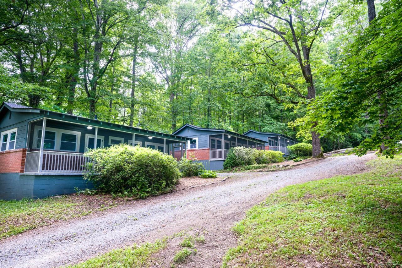 Foggy Bottom Cabins Pisgah Forest Exterior photo